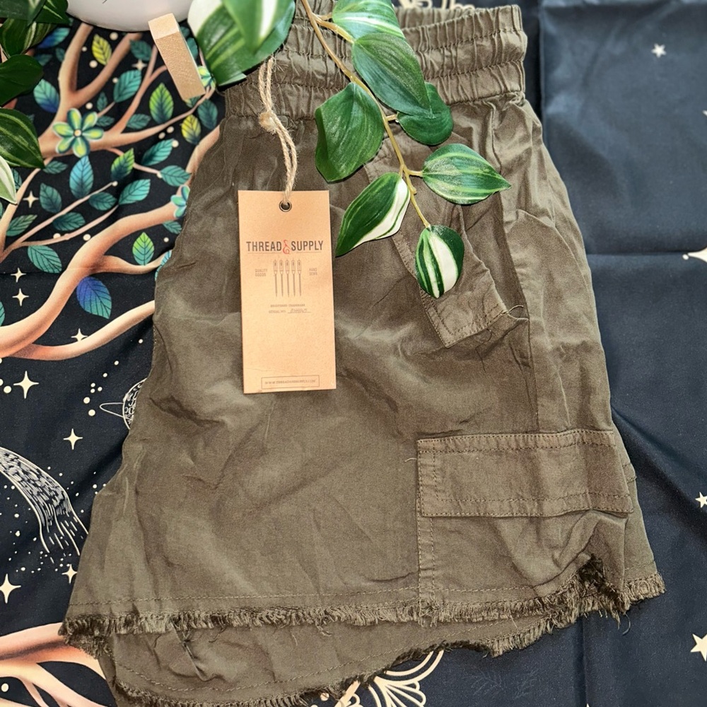 THREAD AND SUPPLY OLIVE GREEN CARGO SHORTS